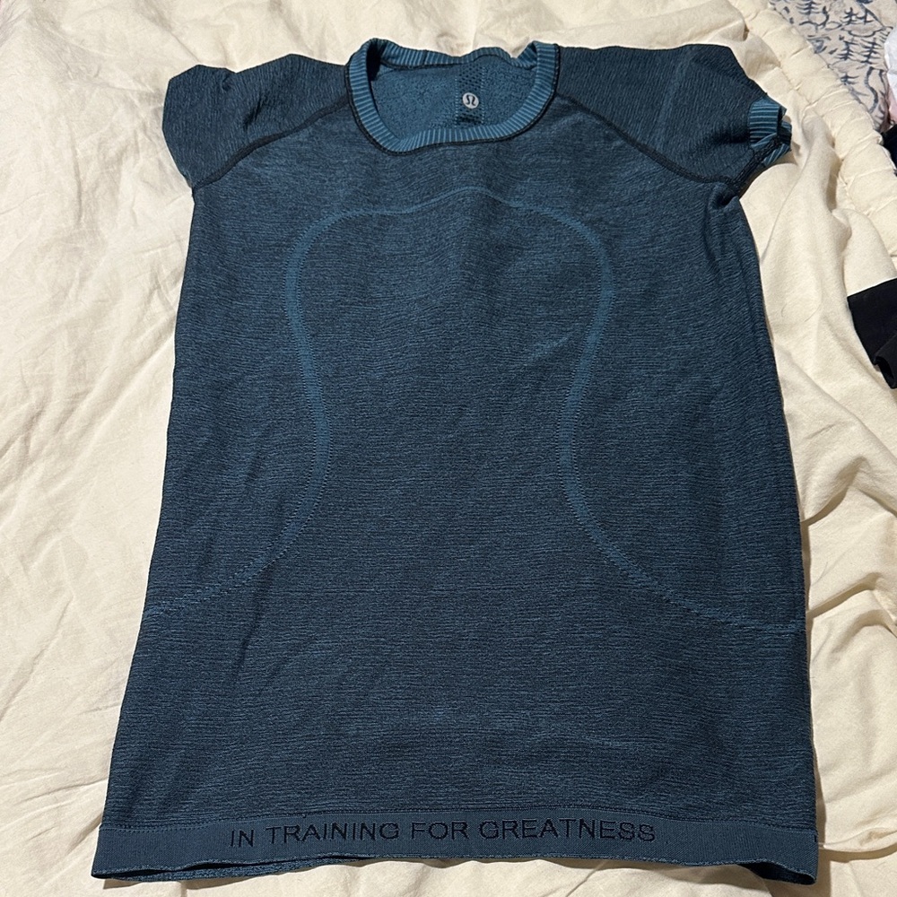 lululemon athletica Kids Teal Short Sleeve Tee